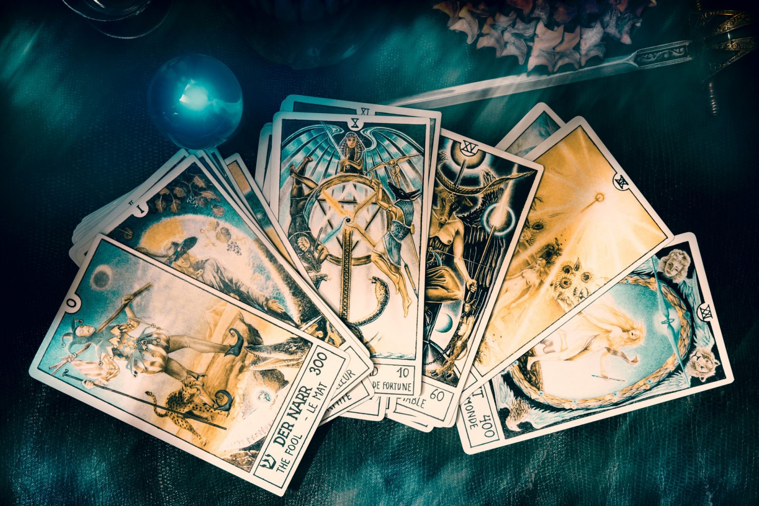 5 Surprising Ways a Tarot Card Reading Can Improve Your Life